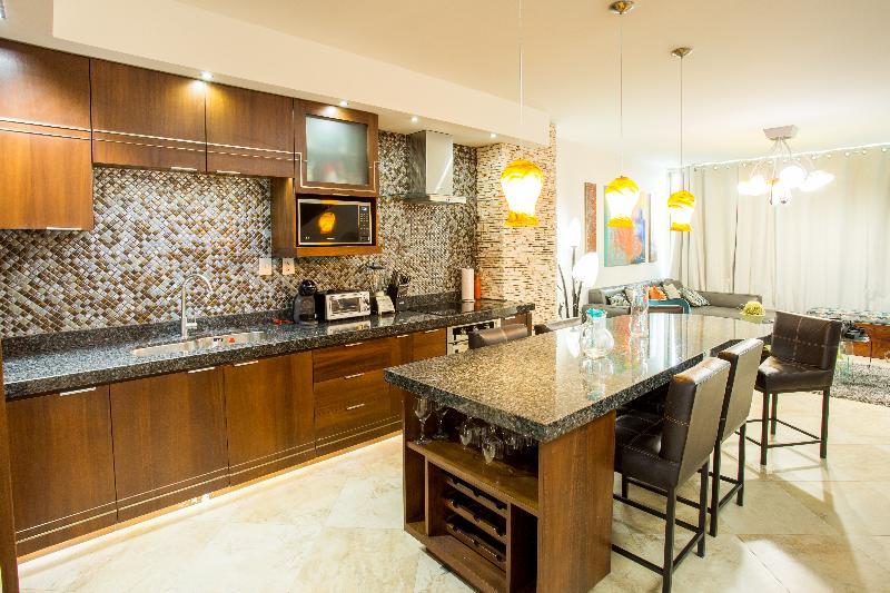 Mimosa Ten Hotel 3*