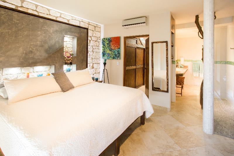 Mimosa Ten Hotel